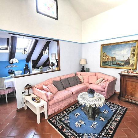 Ferienwohnung Wonderful Penthouse In The Heart Of Mailand Exterior foto