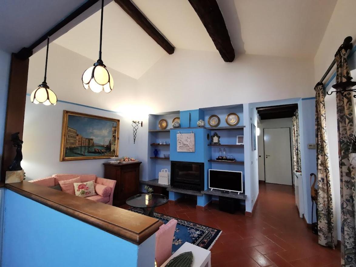 Ferienwohnung Wonderful Penthouse In The Heart Of Mailand Exterior foto